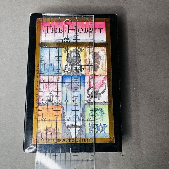 The Hobbit By JRR TOLKIEN Illustrated Paperback Lord Of The Rings Prequel - Picture 4 of 6